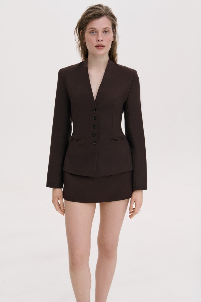 ПРИТАЛЕНИЙ ЖАКЕТ СИЛУЕТНОГО КРОЮ  1270 зображення